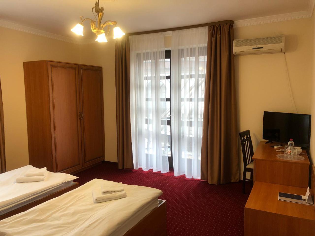 Karikas Hotel Hajdúszoboszló Exterior foto
